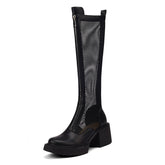 Evie, schwarze kniehohe Stiefel aus Netzstoff mit Absatz